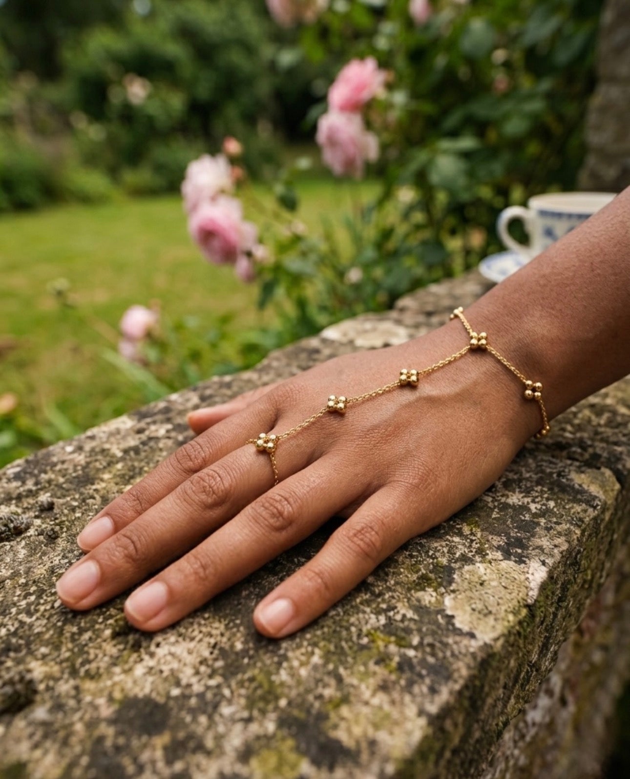 Ravi Hand Chain