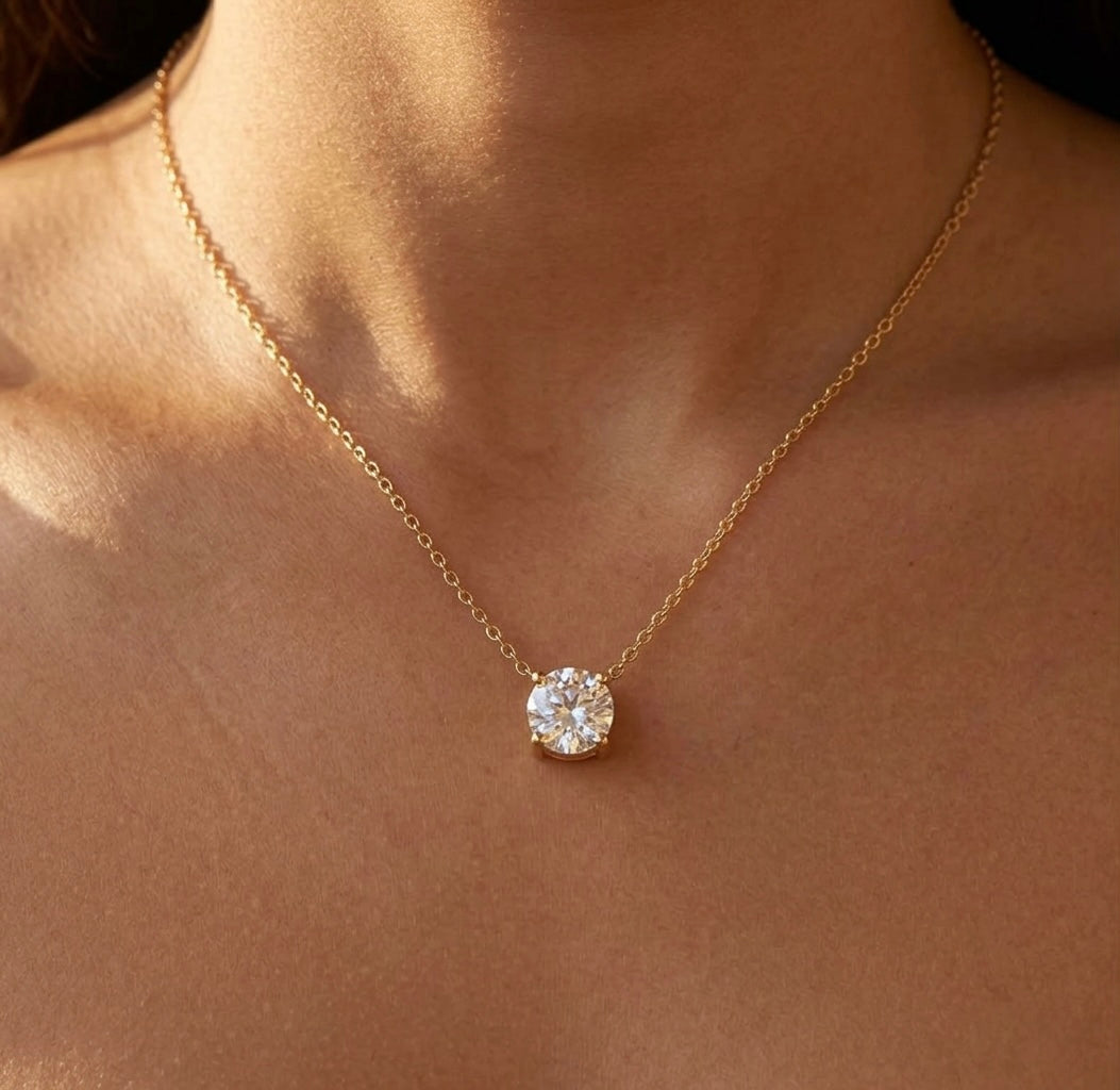 Noor Pendant Necklace